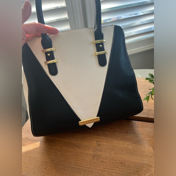 Black and white Steve Madden hand bag - Picture 6 of 9